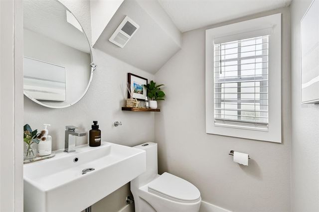 6227 GENTLE BEN CIRCLE, Wesley Chapel, FL 33544