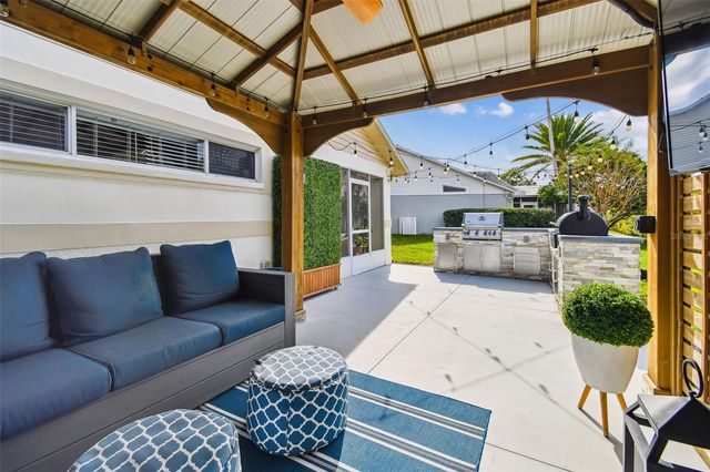 6227 GENTLE BEN CIRCLE, Wesley Chapel, FL 33544