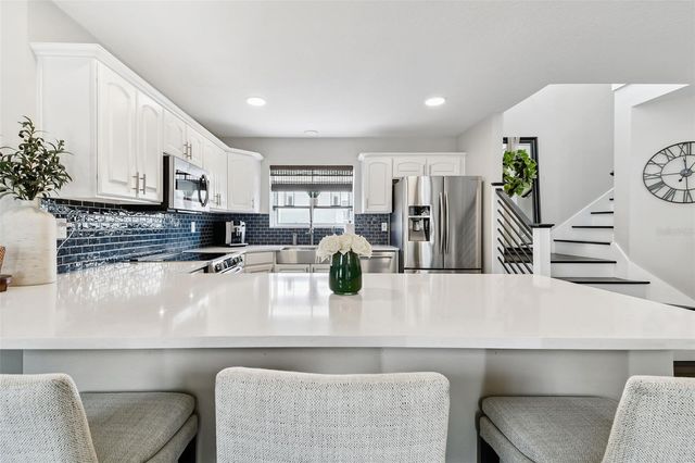 6227 GENTLE BEN CIRCLE, Wesley Chapel, FL 33544