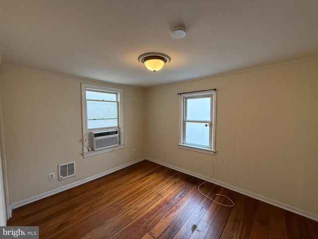 107 LAFAYETTE BLVD, Fredericksburg, VA 22401