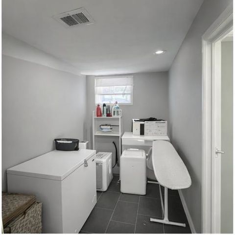 48 DANFORTH AVE, Jc, Bergen-lafayett, NJ 07305