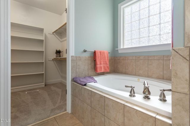 1007 Swift Creek Drive, Clayton, NC 27520