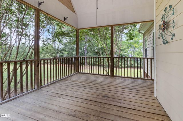 1007 Swift Creek Drive, Clayton, NC 27520