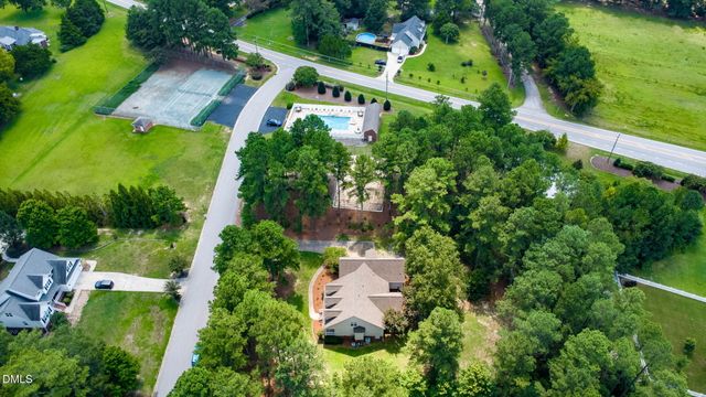 1007 Swift Creek Drive, Clayton, NC 27520
