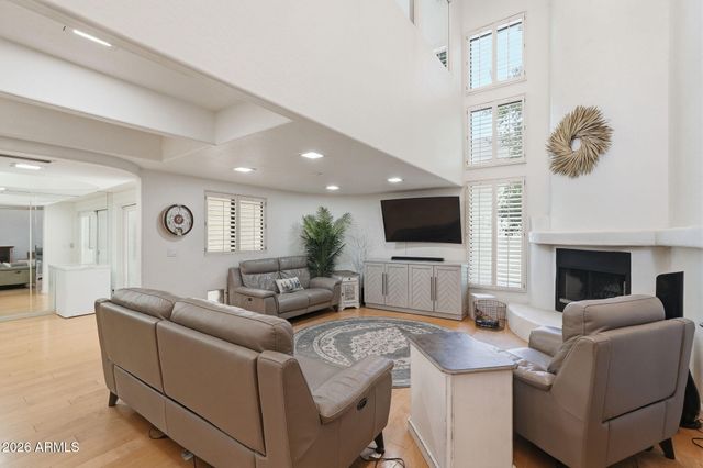 33 W MISSOURI Avenue 22, Phoenix, AZ 85013