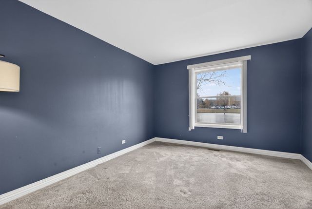 1312 MC DOWELL Road 103, Naperville, IL 60563