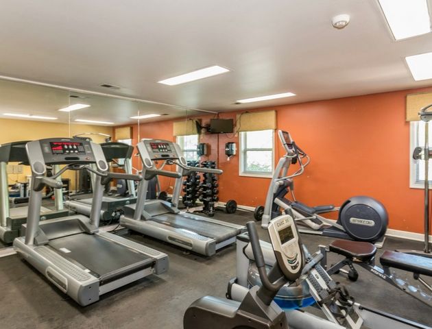 1312 MC DOWELL Road 103, Naperville, IL 60563