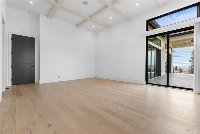 3623 Crescent Cir, Santa Rosa, CA 95403