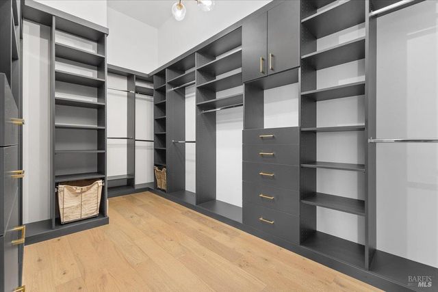 3623 Crescent Cir, Santa Rosa, CA 95403