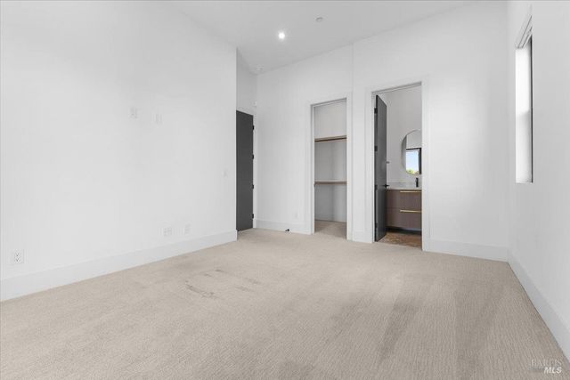 3623 Crescent Cir, Santa Rosa, CA 95403