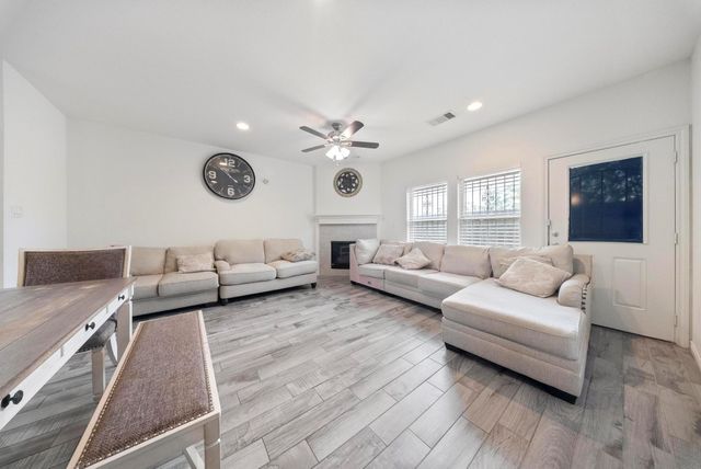 12612 Ashford Shadow Drive, Houston, TX 77072