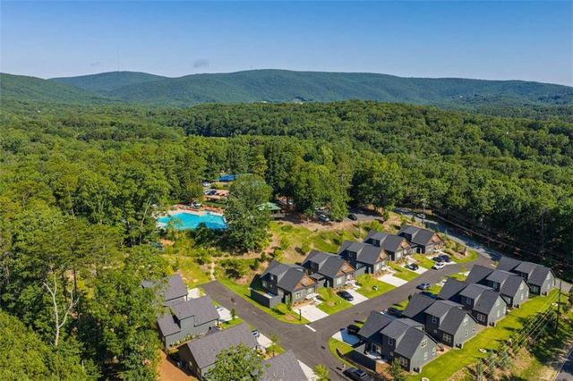 119 Red Cloud Walk, Waleska, GA 30183