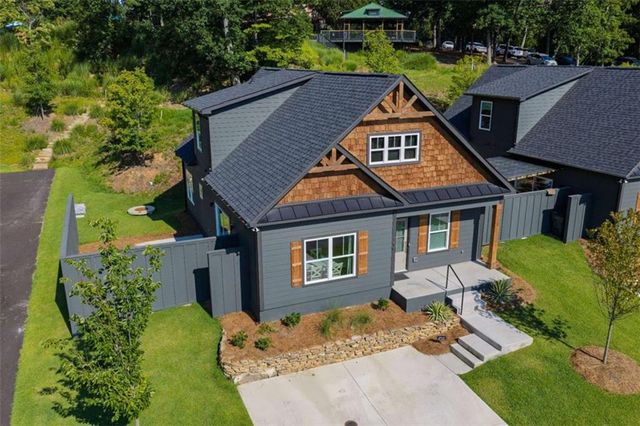 119 Red Cloud Walk, Waleska, GA 30183