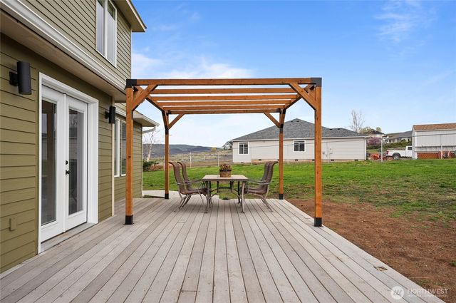 21025 NE Division .4, Soap Lake, WA 98851