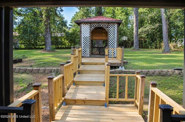 1967 Teakwood Drive, Jackson, MS 39212