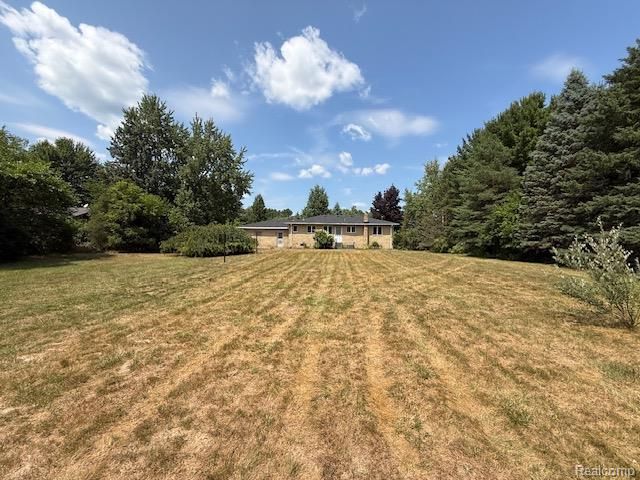10089 Coldwater Road, Flushing, MI 48433