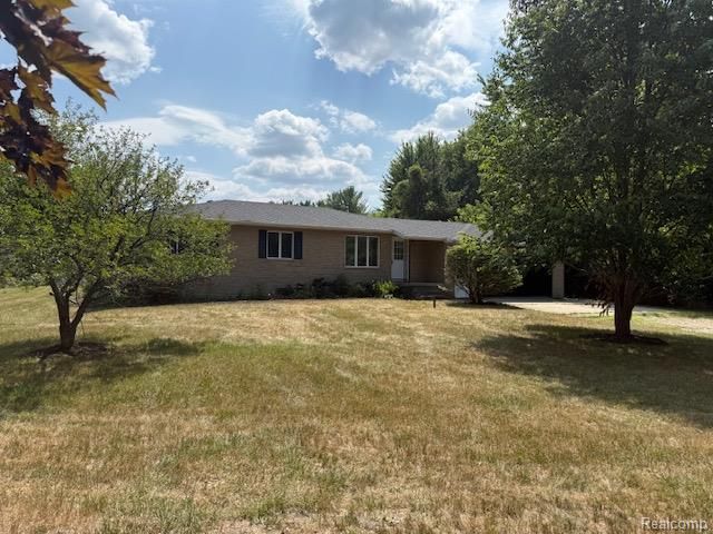 10089 Coldwater Road, Flushing, MI 48433
