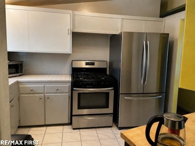 13301 Kenwood Street, Oak Park, MI 48237