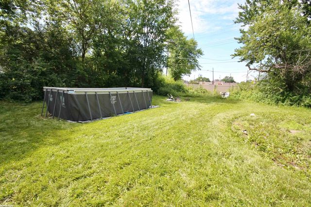 13301 Kenwood Street, Oak Park, MI 48237