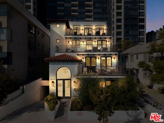 10725 Ashton Avenue 101, Los Angeles, CA 90024