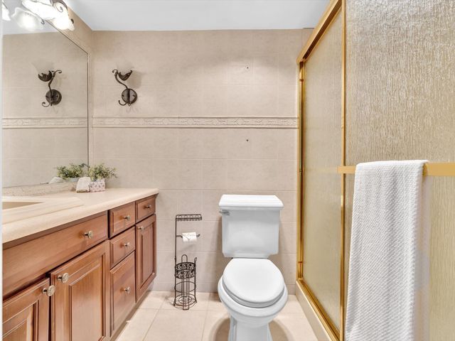 2420 NW 22nd Avenue Apt 602, Delray Beach, FL 33445