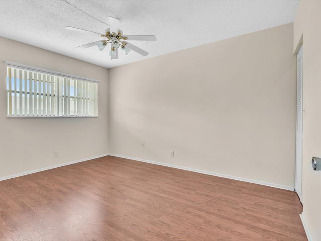 2420 NW 22nd Avenue Apt 602, Delray Beach, FL 33445