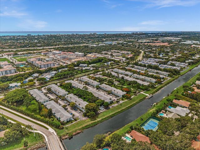 2420 NW 22nd Avenue Apt 602, Delray Beach, FL 33445