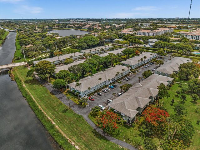 2420 NW 22nd Avenue Apt 602, Delray Beach, FL 33445