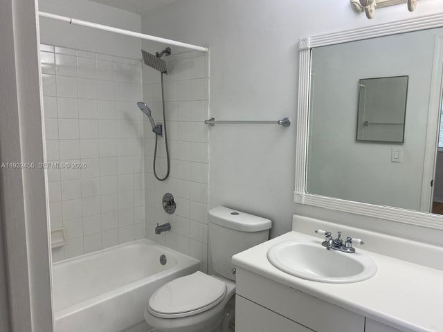 1384 Veracruz Ln 4-7, Weston, FL 33327