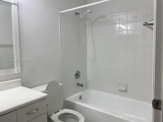 1384 Veracruz Ln 4-7, Weston, FL 33327