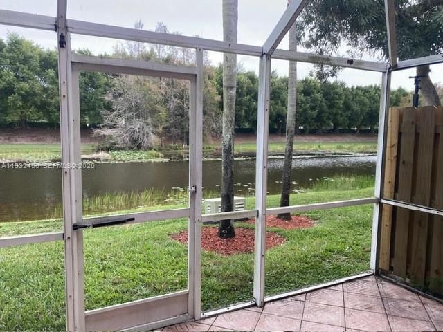 1384 Veracruz Ln 4-7, Weston, FL 33327