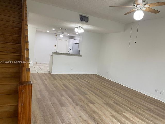 1384 Veracruz Ln 4-7, Weston, FL 33327