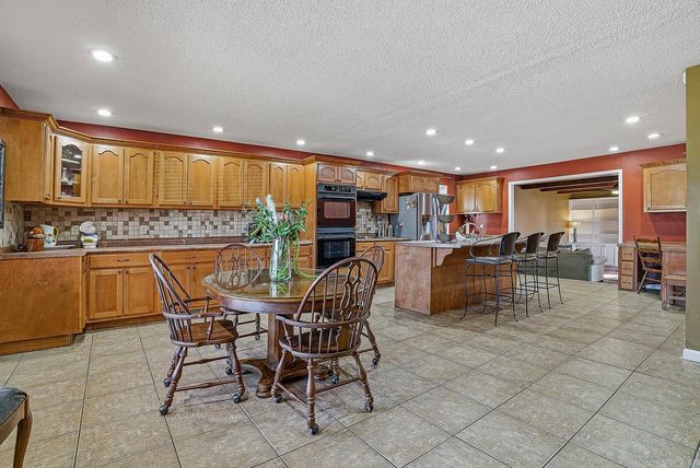 403 Rosewood Dr, Paragould, AR 72450