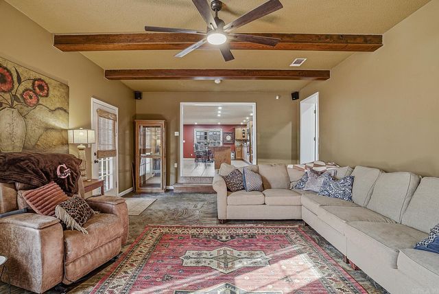 403 Rosewood Dr, Paragould, AR 72450