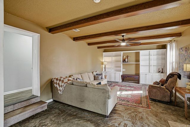 403 Rosewood Dr, Paragould, AR 72450