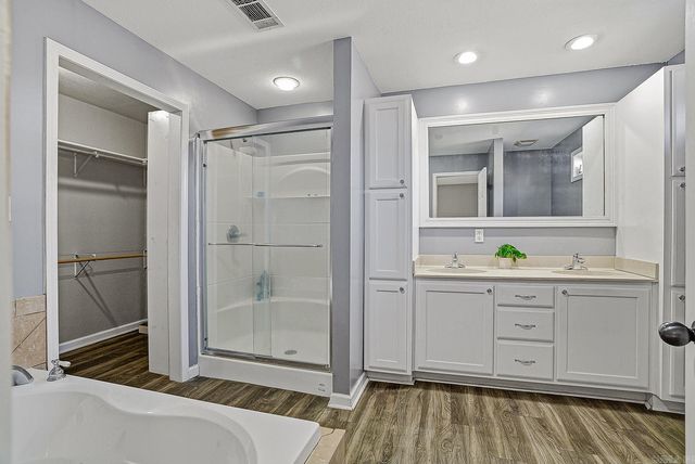 403 Rosewood Dr, Paragould, AR 72450