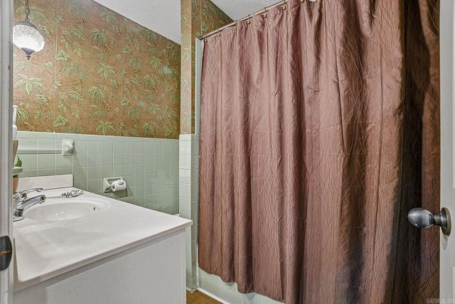 403 Rosewood Dr, Paragould, AR 72450