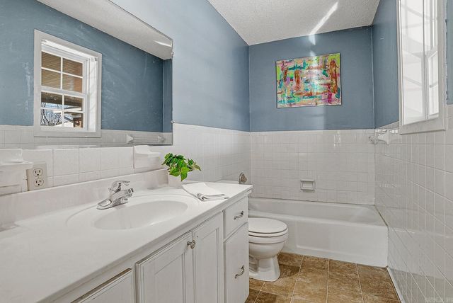 403 Rosewood Dr, Paragould, AR 72450