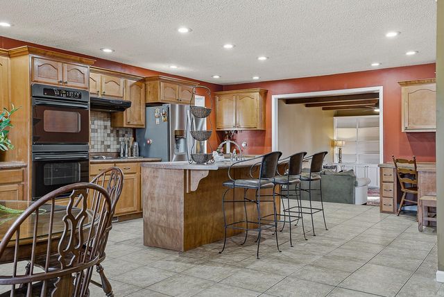 403 Rosewood Dr, Paragould, AR 72450