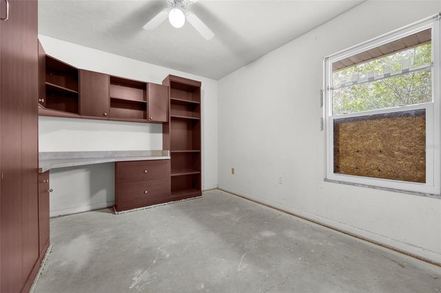 5911 NW 44TH PL, Gainesville, FL 32606