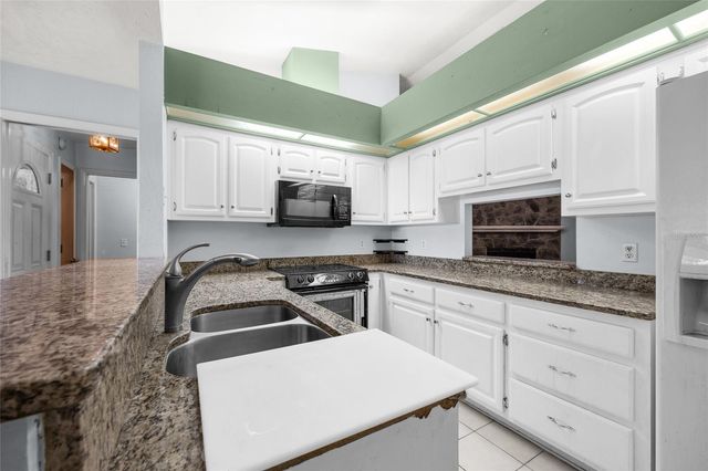 5911 NW 44TH PL, Gainesville, FL 32606