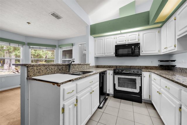 5911 NW 44TH PL, Gainesville, FL 32606