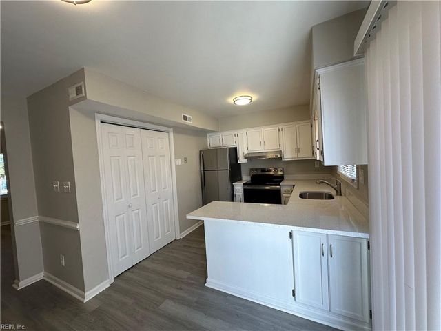 3701 E Stratford Rd # A, Virginia Beach, VA 23455