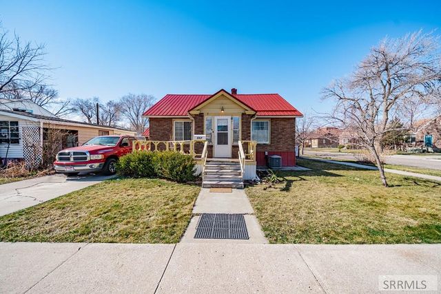 557 N 9th Avenue, Pocatello, ID 83201