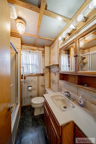 557 N 9th Avenue, Pocatello, ID 83201