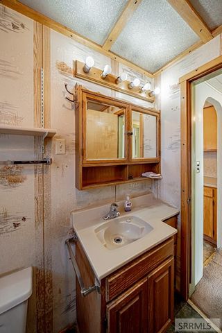 557 N 9th Avenue, Pocatello, ID 83201