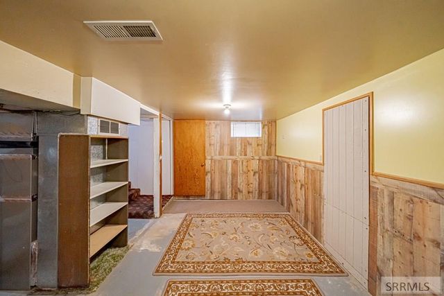 557 N 9th Avenue, Pocatello, ID 83201