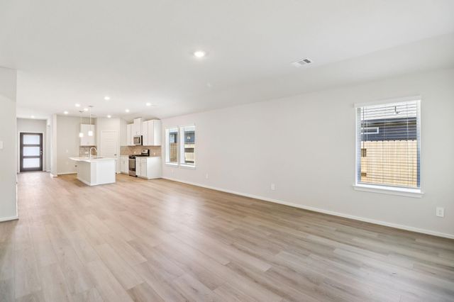 5112 Redbud Valley Drive, Pearland, TX 77584