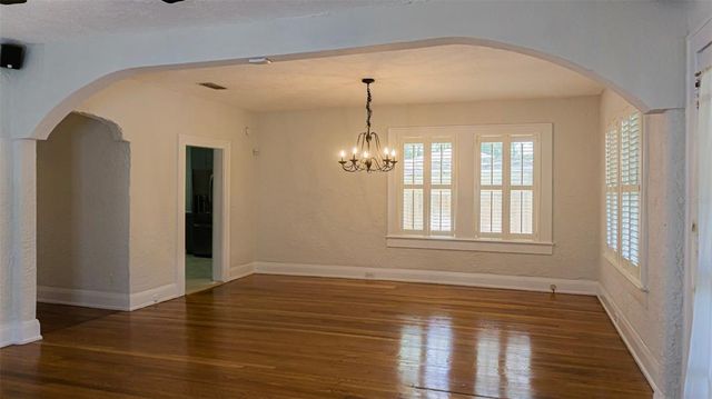 205 W LOUISIANA AVENUE, Tampa, FL 33603