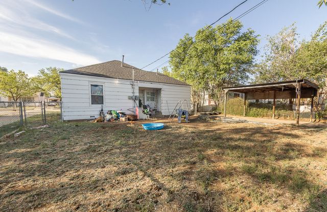 1512 27th Street, Lubbock, TX 79411
